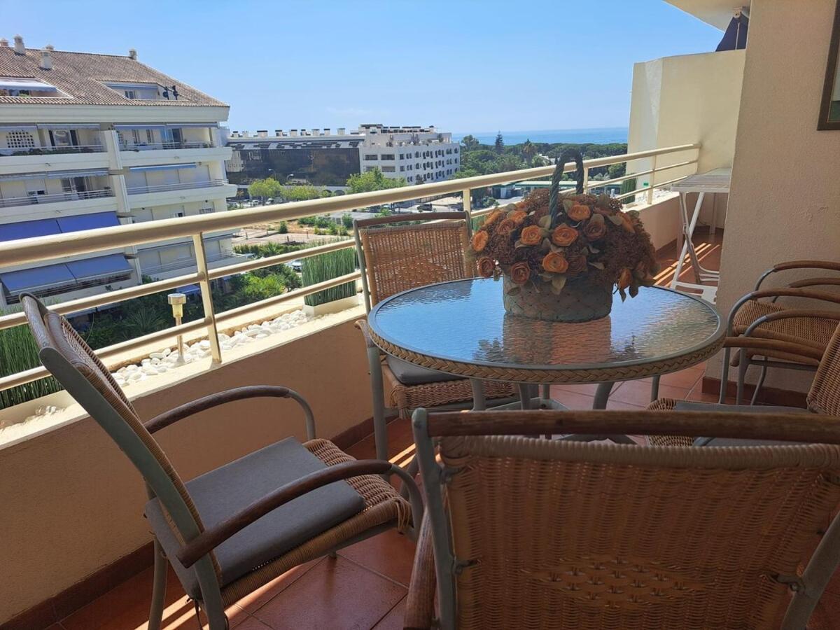 Golden Mile Penthouse, Pool-parking, 5min Beach! Apartamento Marbella