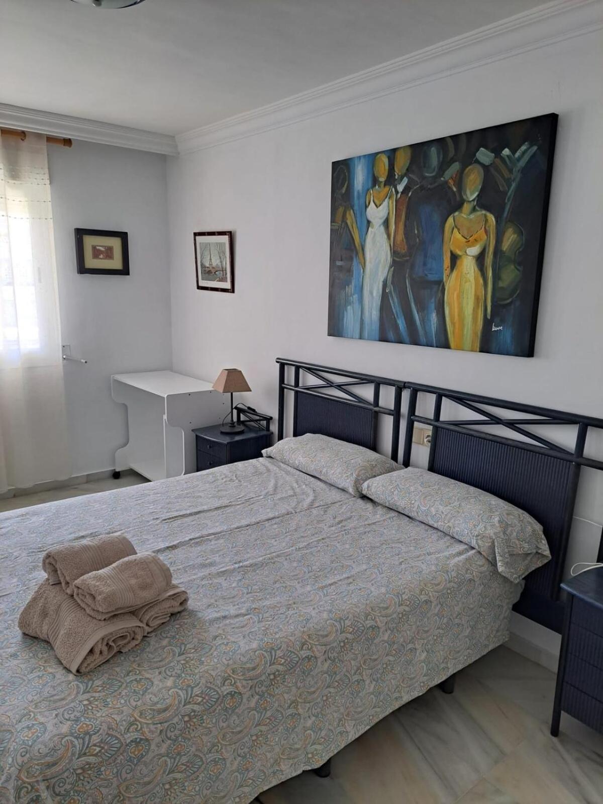 Apartamento Golden Mile Penthouse, Pool-parking, 5min Beach! Marbella